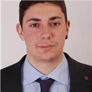 Biologo con laurea magistrale in biologia molecolare, conseguita con il massimo dei voti